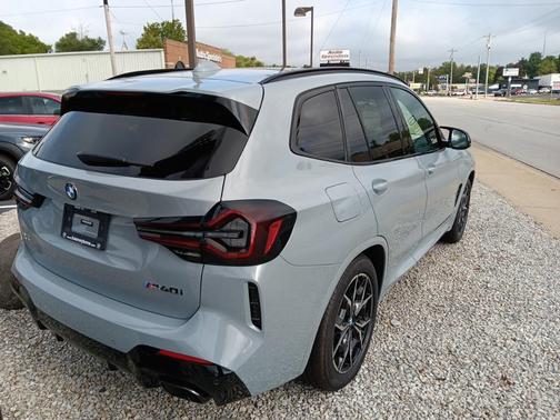 2023 BMW X3 M40i