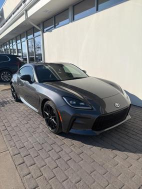 2024 Toyota GR86 Premium