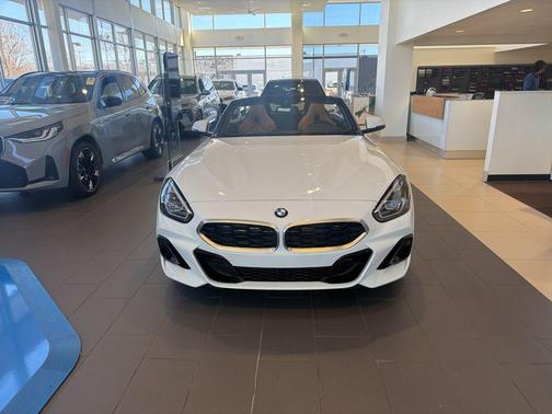 Alpine White 2026 BMW Z4 sDrive30i
