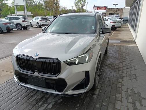2025 BMW X1 M35i