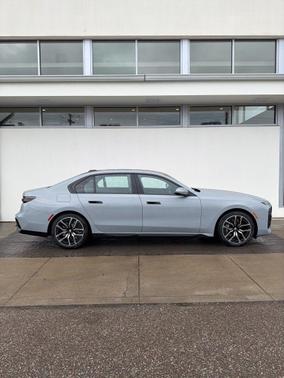 2024 BMW 760 xDrive