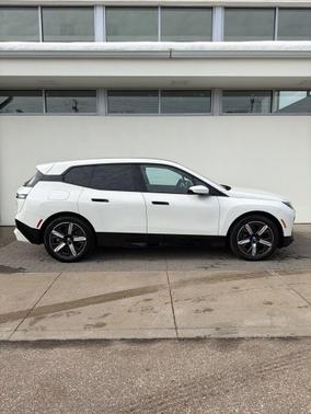 2023 BMW iX xDrive50
