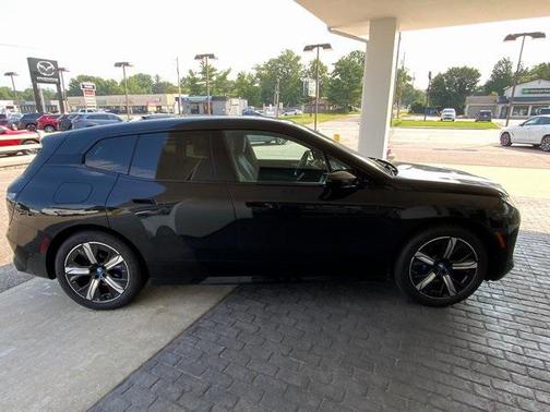 2024 BMW iX M60