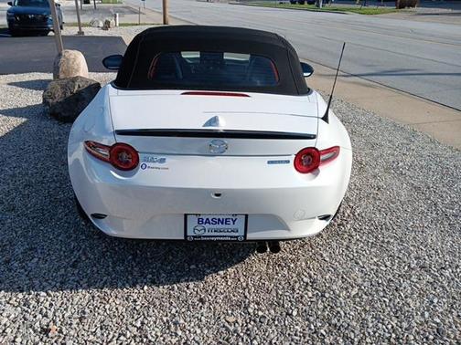 2024 Mazda MX-5 Miata Club
