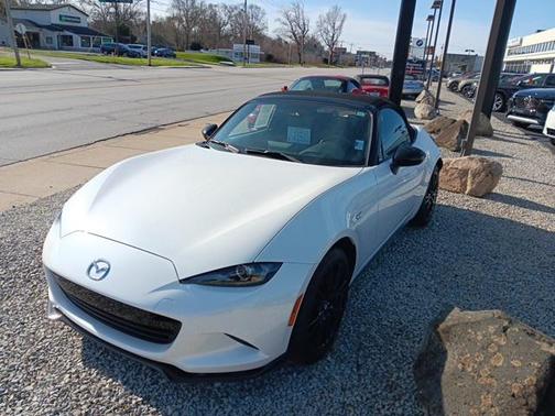 2024 Mazda MX-5 Miata Club