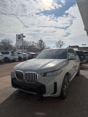 Dravit Grey Metallic 2026 BMW X5 xDrive40i