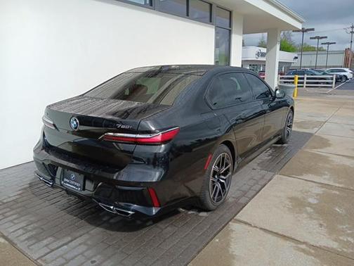 2023 BMW 760 i xDrive
