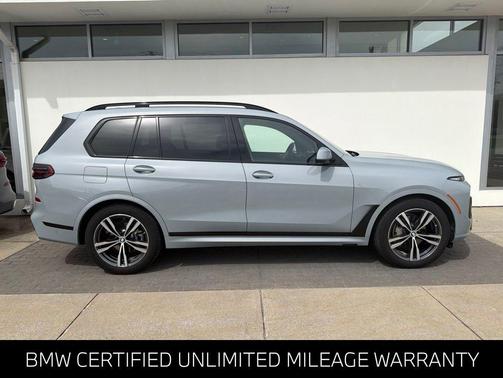 Brooklyn Grey Metallic 2024 BMW X7 xDrive40i