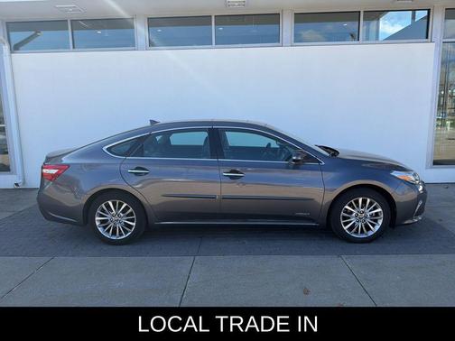 2016 Toyota Avalon Hybrid XLE Premium