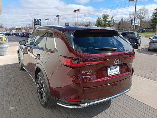 2024 Mazda CX-90 PHEV Premium Plus