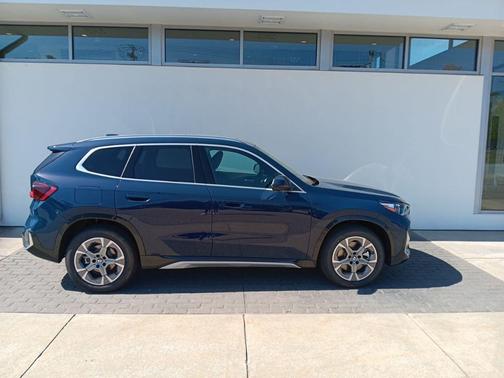 Night Dusk Blue Metallic 2026 BMW X1 xDrive28i