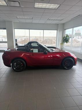 2025 Mazda MX-5 Miata Club