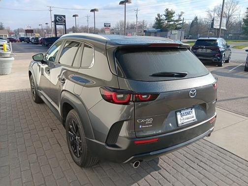 2024 Mazda CX-50 2.5 S Preferred
