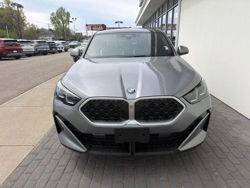 Skyscraper Grey Metallic 2025 BMW X2 xDrive28i