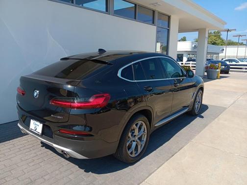 2021 BMW X4 xDrive30i
