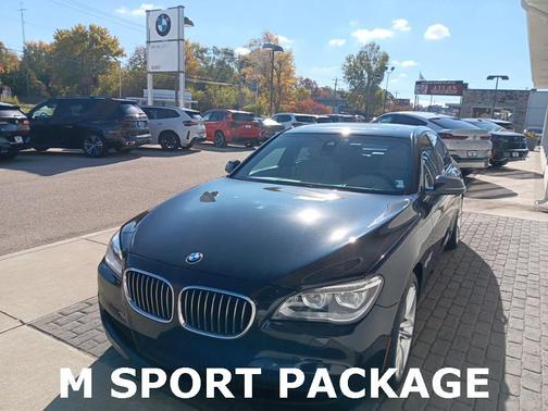 2013 BMW 750 i xDrive