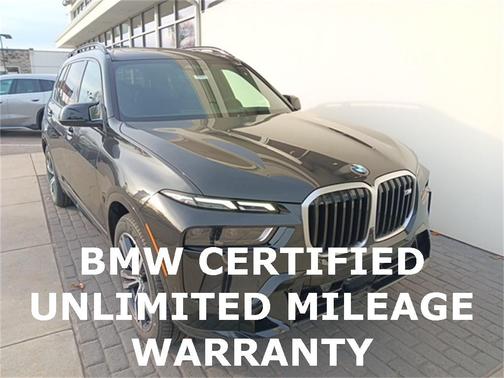 2025 BMW X7 M60i