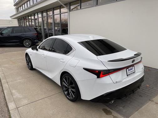 2022 Lexus IS 350 Base