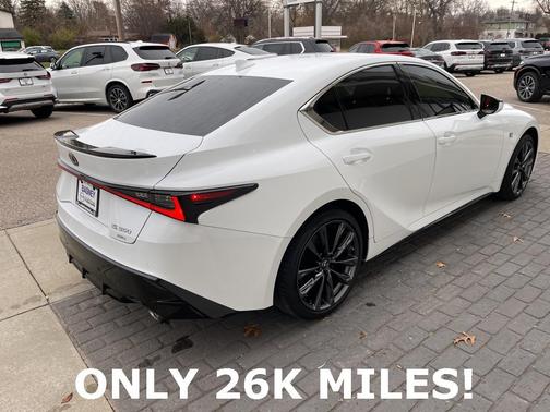 2022 Lexus IS 350 Base