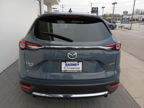 2023 Mazda CX-9 Carbon Edition