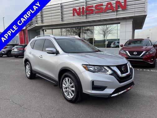 Photo 1 of 34 of 2020 Nissan Rogue SV