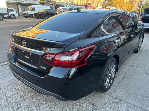 2018 Nissan Altima 2.5 SR