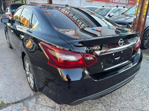 2018 Nissan Altima 2.5 SR