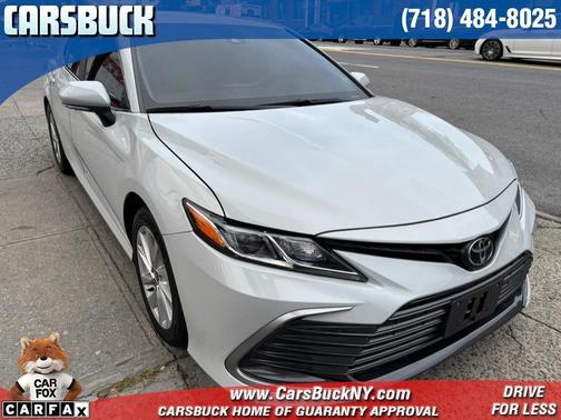 2022 Toyota Camry LE