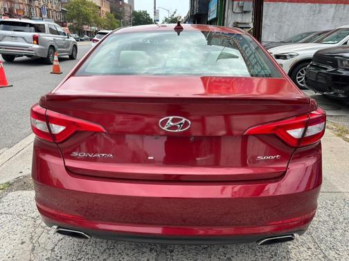2016 Hyundai SONATA Sport