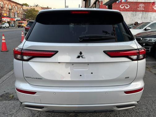 2022 Mitsubishi Outlander SE 2.5 S-AWC