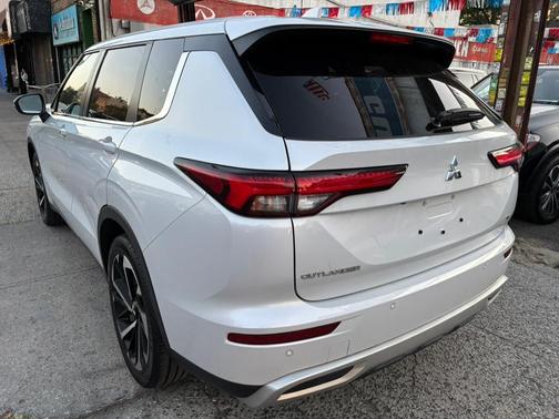 2022 Mitsubishi Outlander SE 2.5 S-AWC
