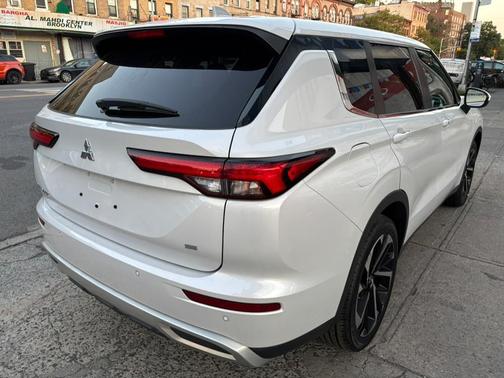 2022 Mitsubishi Outlander SE 2.5 S-AWC