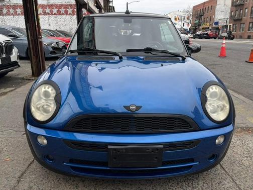 2006 MINI Cooper Base