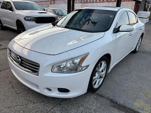 2014 Nissan Maxima SV
