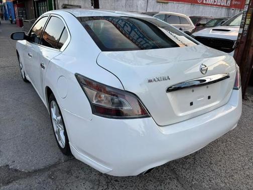 2014 Nissan Maxima SV