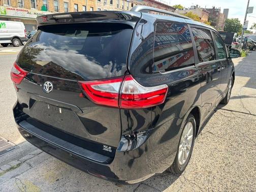 2016 Toyota Sienna Limited