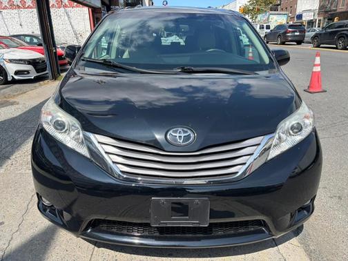 2016 Toyota Sienna Limited