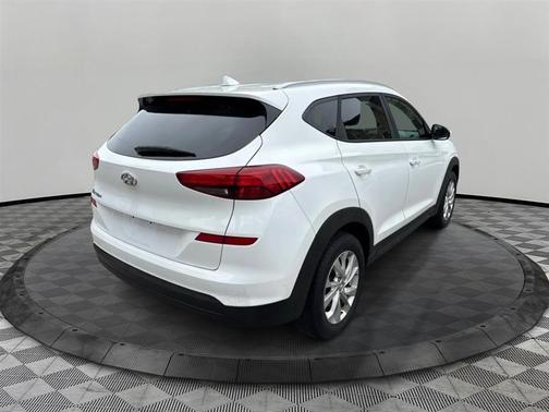 Dazzling White 2019 Hyundai TUCSON Value