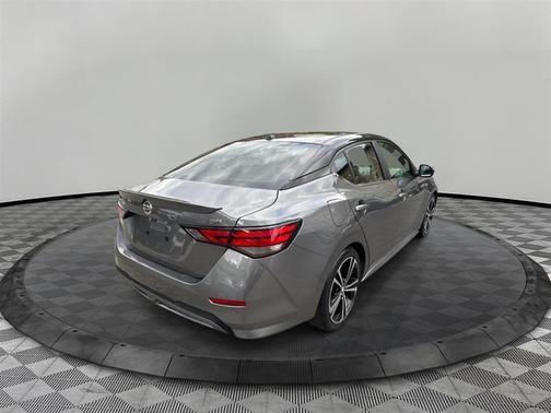 Gun Metallic 2020 Nissan Sentra SR