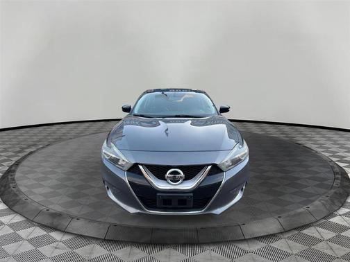 Gun Metallic 2017 Nissan Maxima 3.5 SL