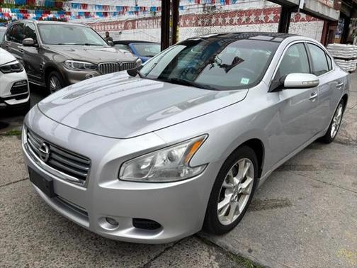 2014 Nissan Maxima SV