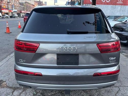 2018 Audi Q7 3.0T Premium Plus
