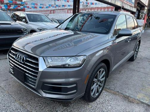 2018 Audi Q7 3.0T Premium Plus