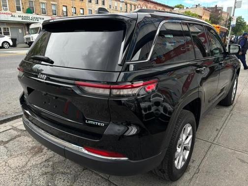 2022 Jeep Grand Cherokee Limited X