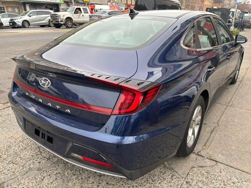 2021 Hyundai SONATA SE