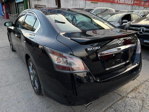 2014 Nissan Maxima SV
