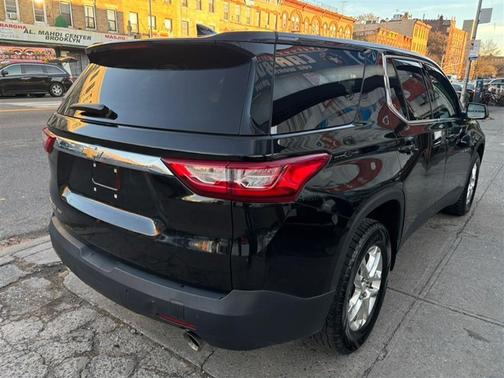 2021 Chevrolet Traverse LS