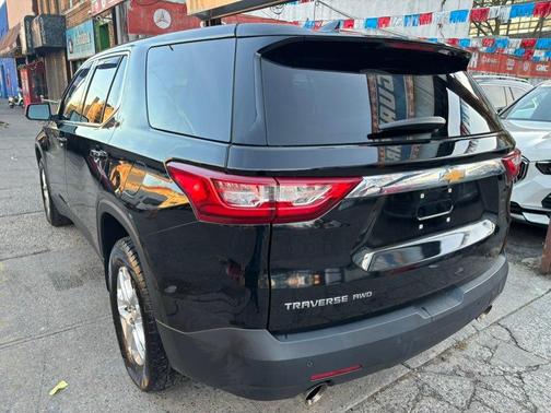 2021 Chevrolet Traverse LS