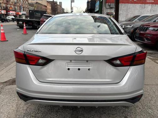 2020 Nissan Altima S FWD