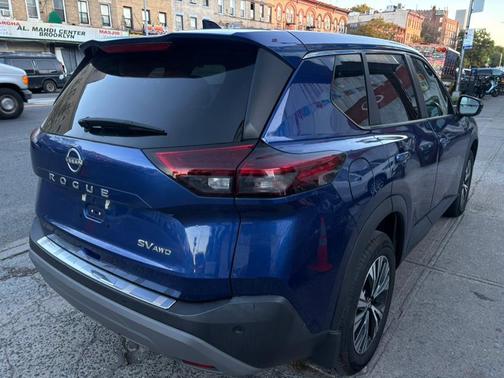 2022 Nissan Rogue SV